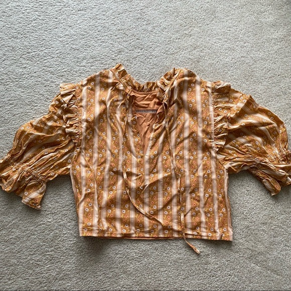 CROP TOP WITH BIG SLEEVES - Picture 3 of 14